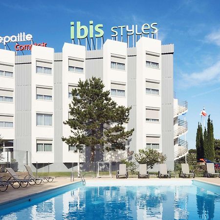 Ibis Styles Toulon La Seyne Sur Mer Buitenkant foto