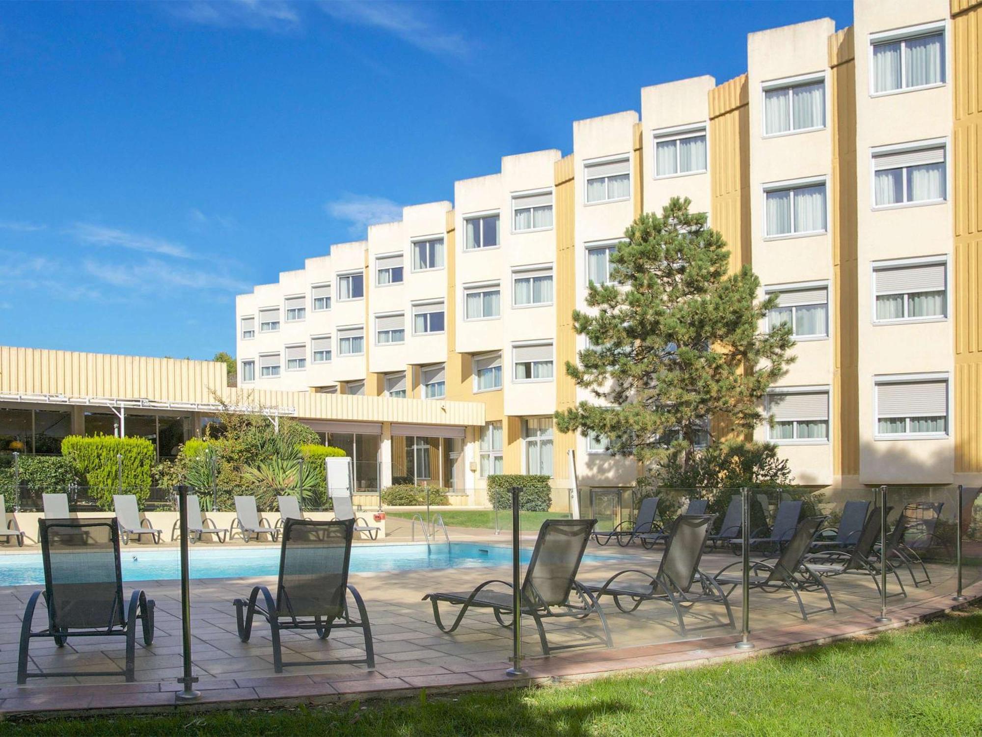 Ibis Styles Toulon La Seyne Sur Mer Buitenkant foto