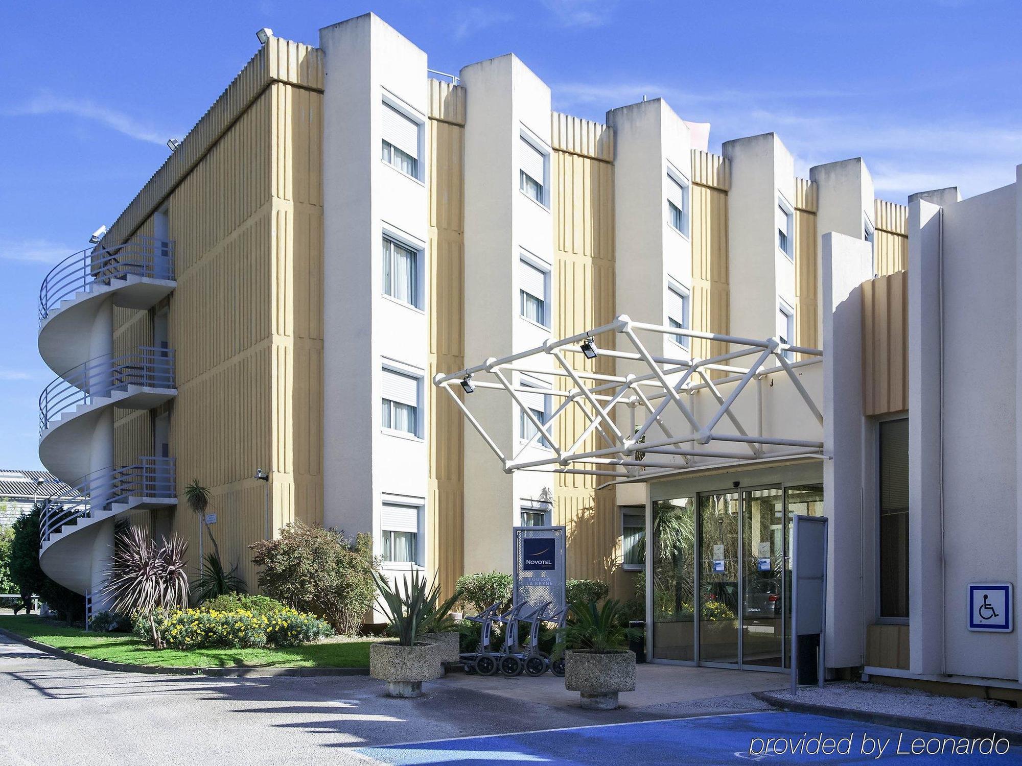 Ibis Styles Toulon La Seyne Sur Mer Buitenkant foto